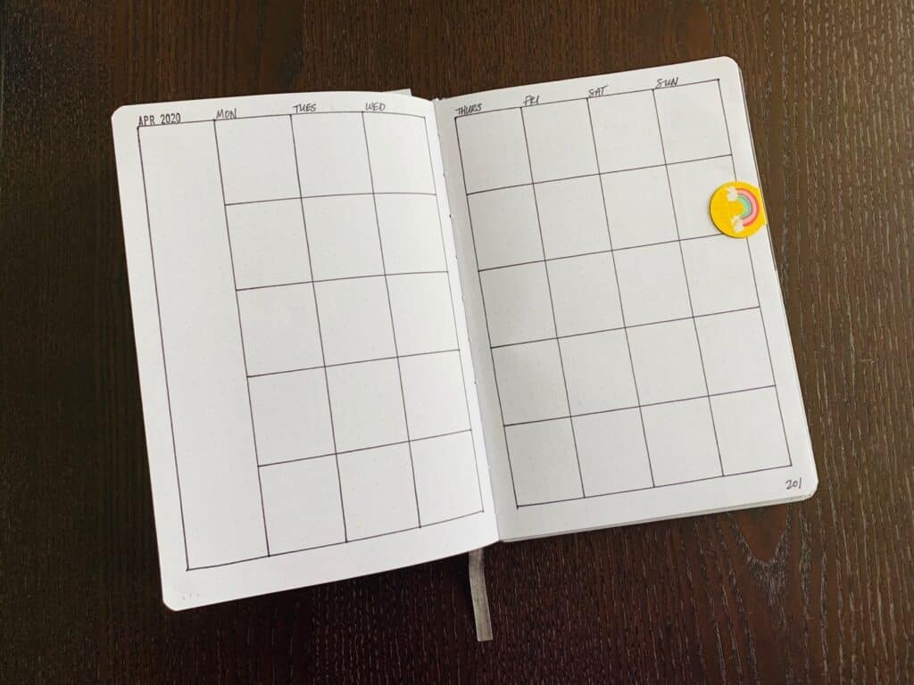 Monthly Calendar bujo Planner Layout on 2 page Spread